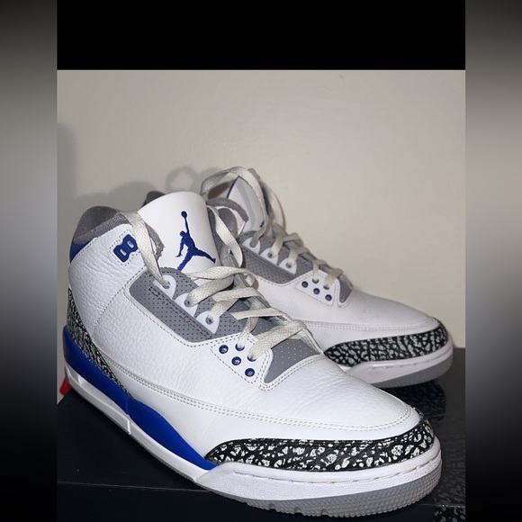 I’m selling this Jordan 3 racer blue size 11 need it off my hands - Picture 5 of 5